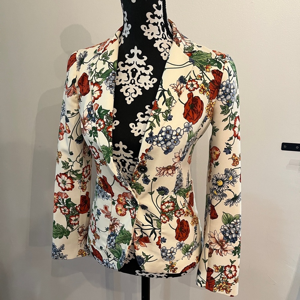 Zara Multicolor Floral Blazer